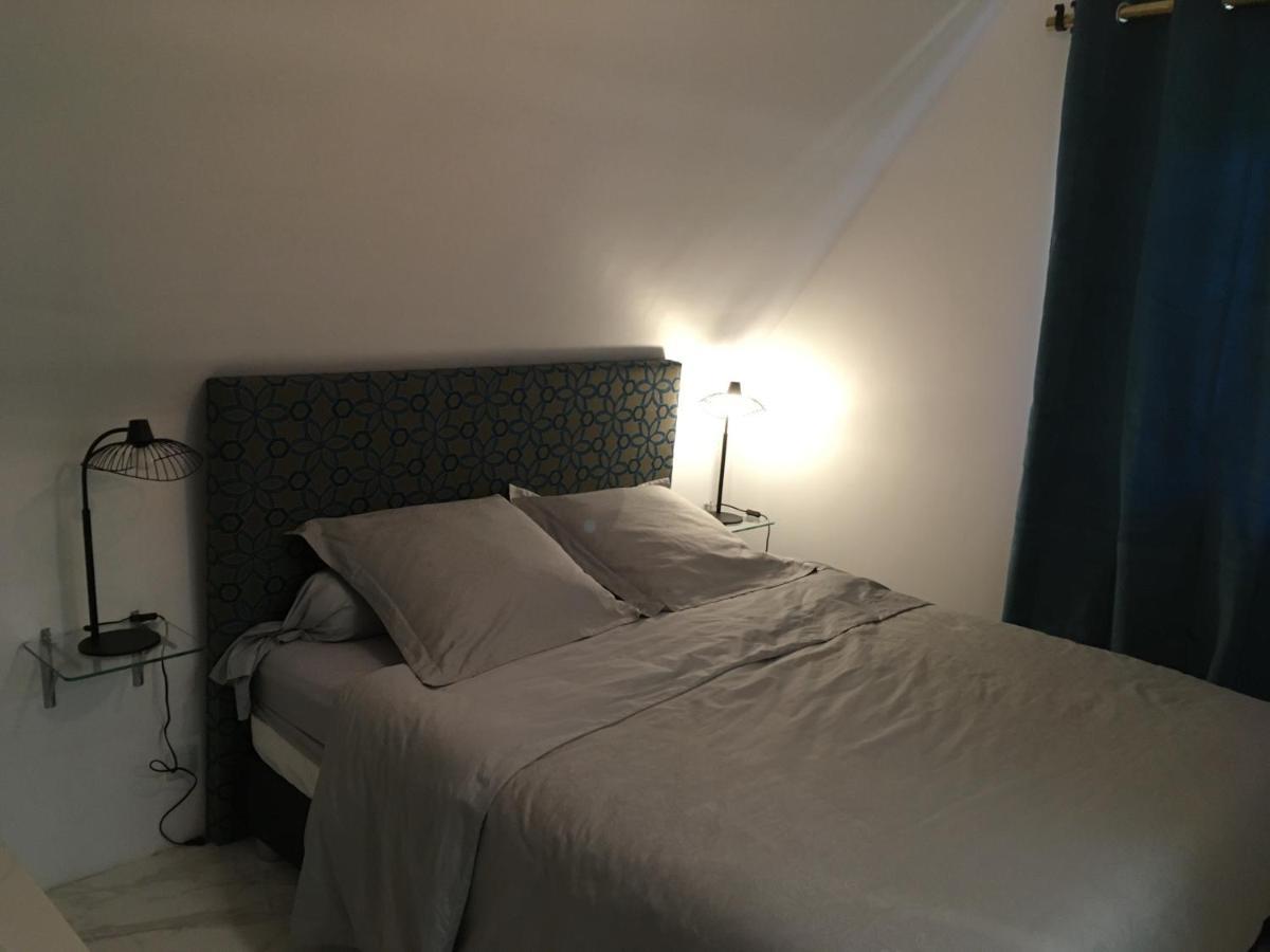 La Forge De La Coudraie Bed & Breakfast Pleugueneuc ภายนอก รูปภาพ