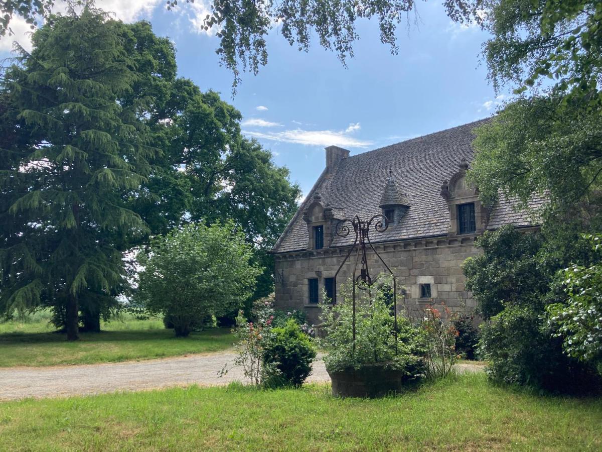 La Forge De La Coudraie Bed & Breakfast Pleugueneuc ภายนอก รูปภาพ